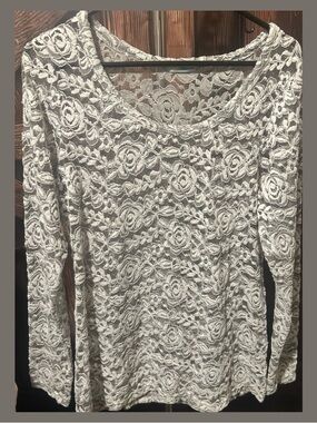Maurices White Floral Lace Long Sleeve Tee